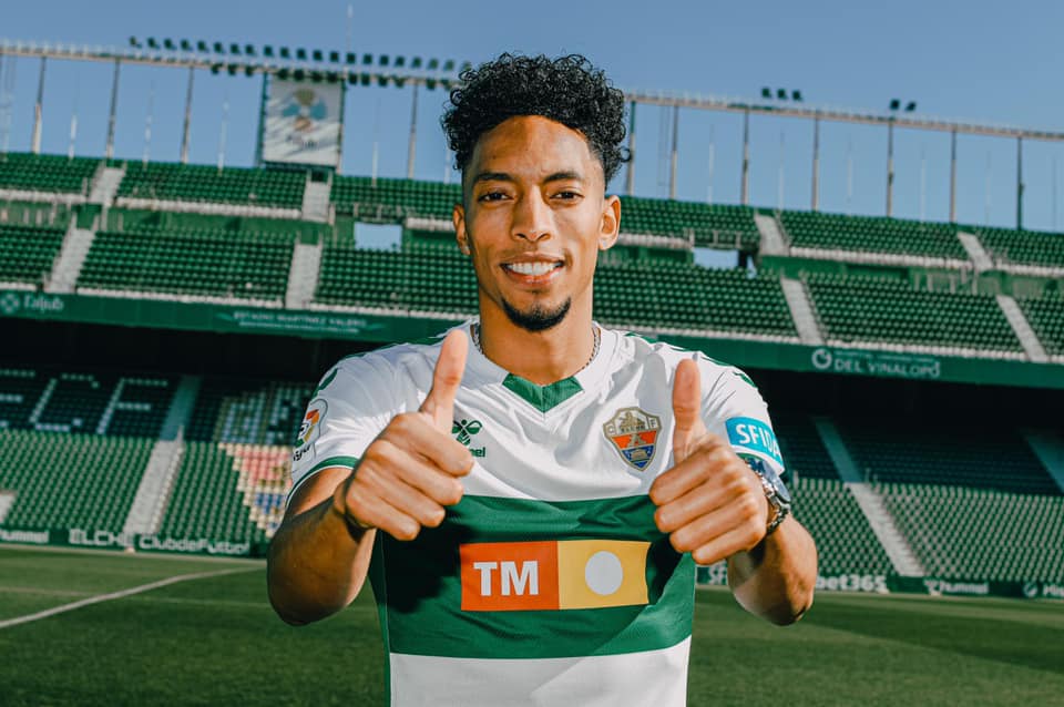 Johan Mojica signe à Elche | 18.01.2021